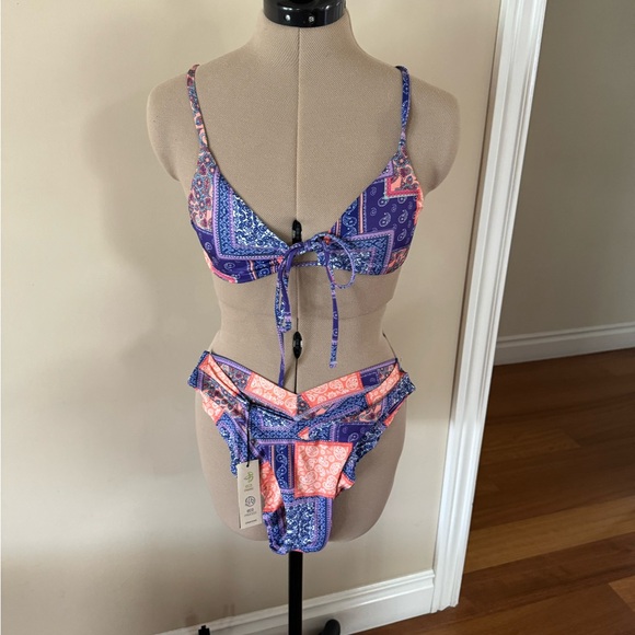 NWT One One bikini! - Picture 2 of 6
